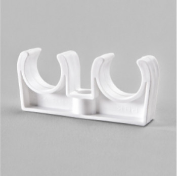 Крепеж ПП трубы D20 двойной РВК